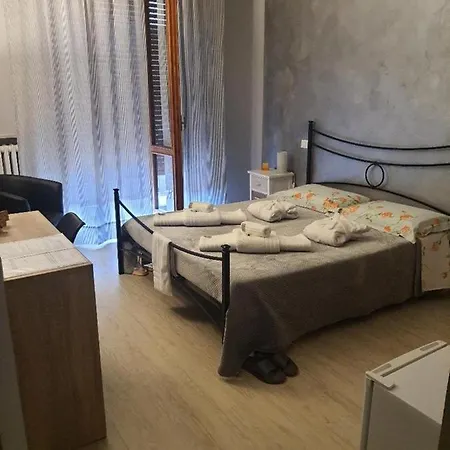 La Casa Di Arturo בית הארחה